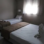 7 Islands 3*